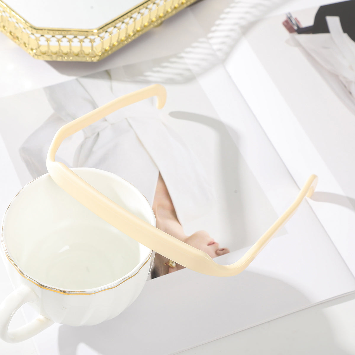 Invisible Hair Headband – Clear, Comfortable Styling